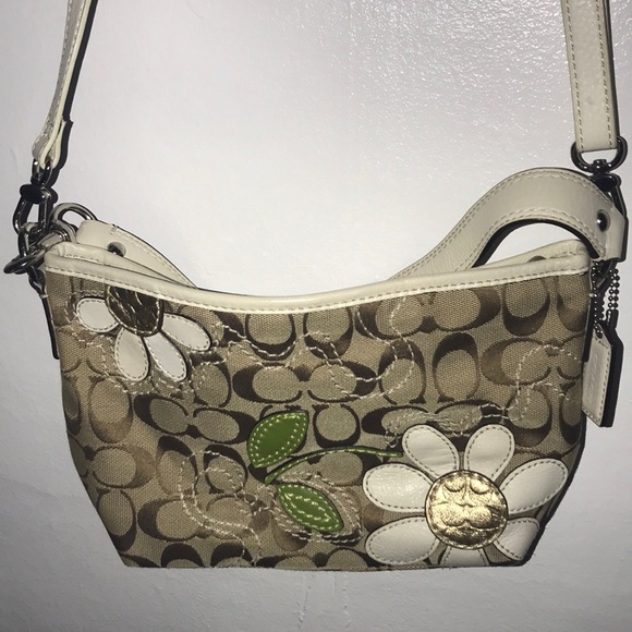 Coach Purse - Picture 1 of 1